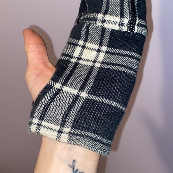 Lululemon Varsity Plaid Scuba size 4 - Picture 3 of 10